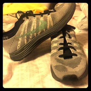 Nike flyknit lunar1’s